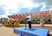 Mandatario inaugura Hospital de Hanga Roa en Rapa Nui